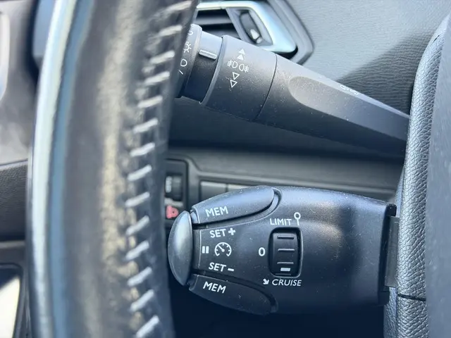 Peugeot 308 1.2 PureTech Allure 2019 Benzine 29