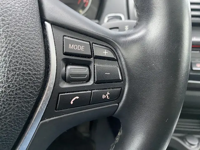 BMW 1 Serie 118i High Executive 2012 Benzine 24