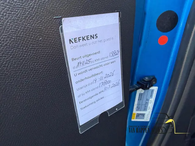 Peugeot 2008 1.2 PureTech Active 2020 Benzine 17