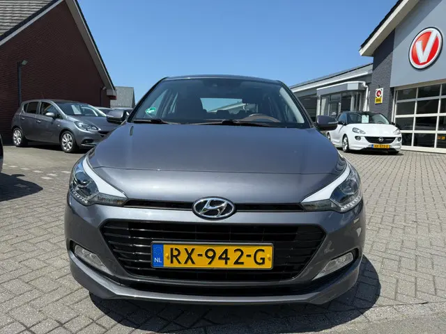 Hyundai i20 3