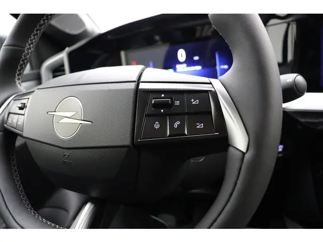 Opel Mokka 1.2 Turbo Edition 2025 Benzine 33