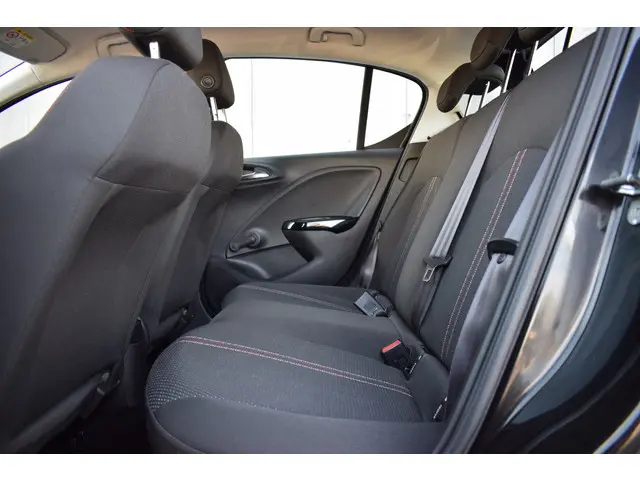 Opel Corsa 1.4 Online Edition 2018 Benzine 8