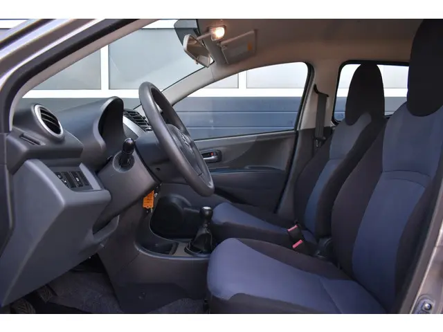 Suzuki Alto 1.0 Comfort EASSS weinig km. 2014 Benzine 10