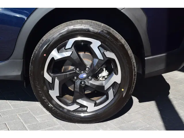 Subaru XV 2.0i e-BOXER Luxury 2022 Hybride Benzine 9