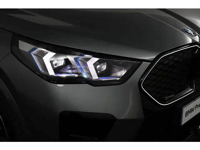 BMW iX2 xDrive30 67 kWh 2024 Elektrisch 72