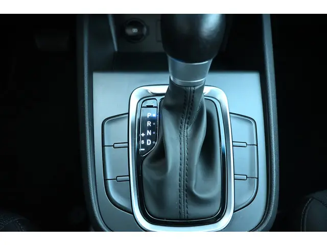 Hyundai Kona 1.6 GDI HEV Comfort 2022 Hybride Benzine 24