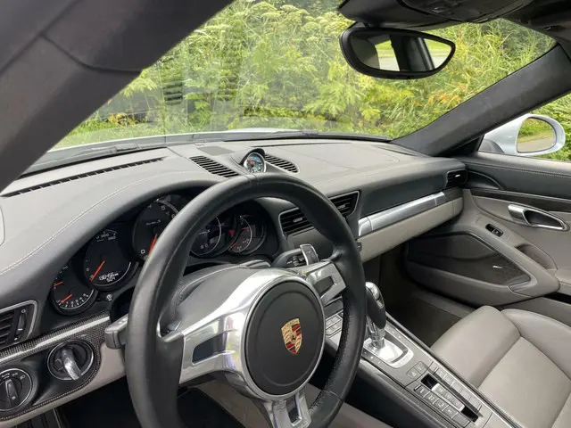 Porsche 911 3.8 Turbo S 2013 Benzine 15