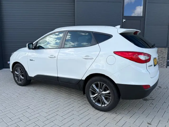 Hyundai ix35 1.6i GDI Go! 2015 Benzine 17