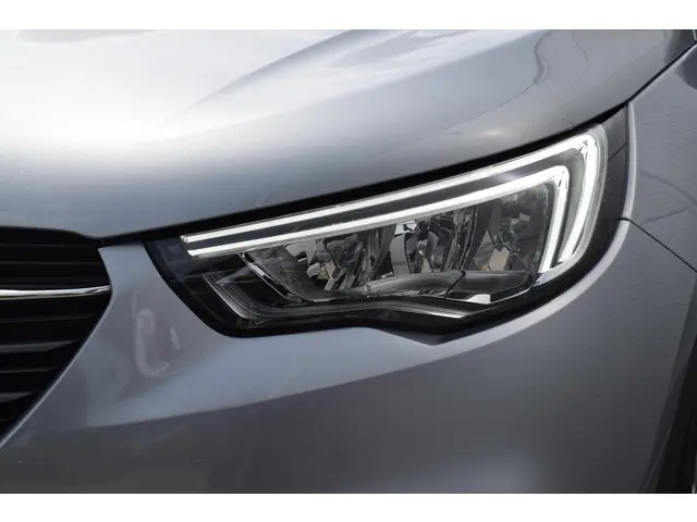 Opel Grandland X 1.2 Turbo Edition 2021 Benzine 8