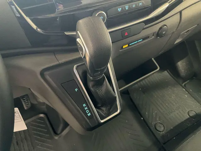 Ford Transit 350 2.0 TDCI L3H2 Trend 2024 Diesel 12