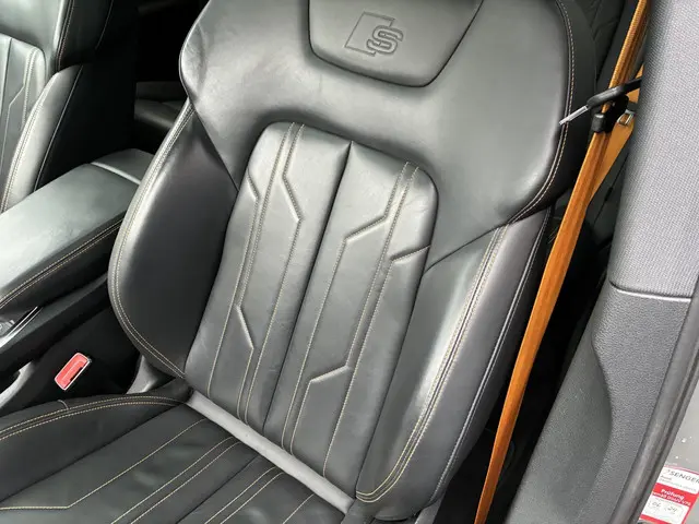 Audi e-tron HELAAS VERKOCHT!!! 2022 Elektrisch 38