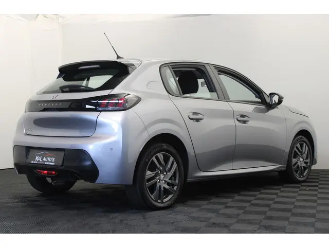 Peugeot 208 1.2 PureTech Active 2022 Benzine 10