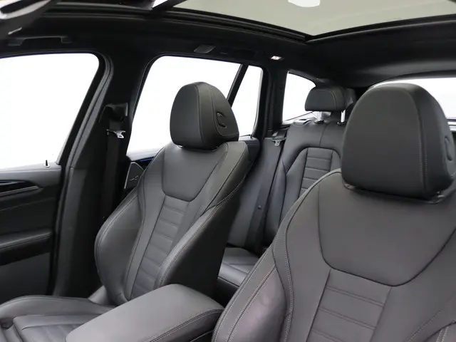 BMW iX3 80 kWh 2021 Elektrisch 10