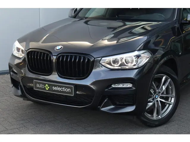 BMW X3 xDrive20i High Executive 2018 Benzine 3