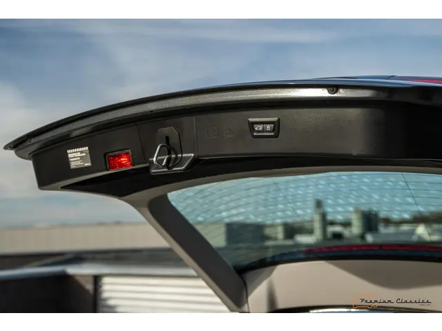 BMW 5 Serie Touring 535xi 2013 Benzine 34