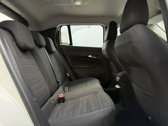 Jeep Avenger Longitude 54 kWh Aut. 2024 Elektrisch 15
