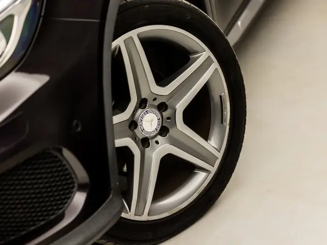 Mercedes-Benz GLA 200 AMG Sport 2015 Benzine 15