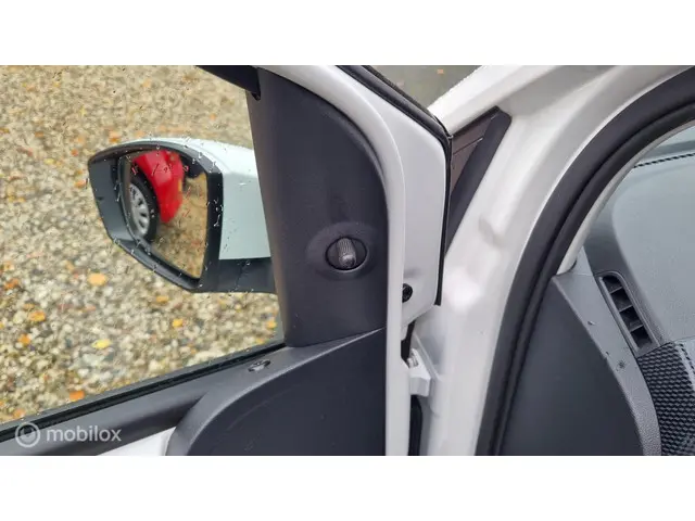 Volkswagen up! 1.0 5drs 2020 Benzine 14