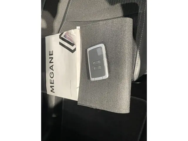 Renault Mégane Estate 1.3 TCe 140 Techno 2023 Benzine 29