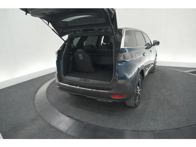 Peugeot 5008 PureTech 130 GT 2024 Benzine 68