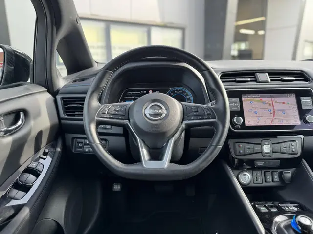 Nissan Leaf N-Connecta 40 kWh 2022 Elektrisch 14