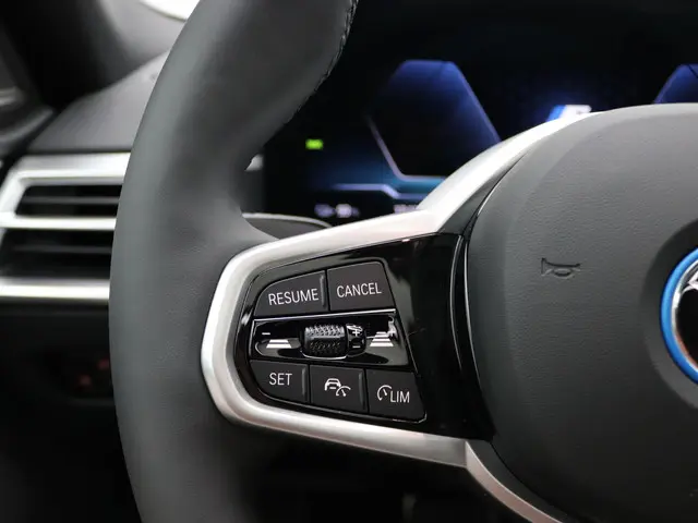 BMW i4 eDrive35 2025 Elektrisch 11