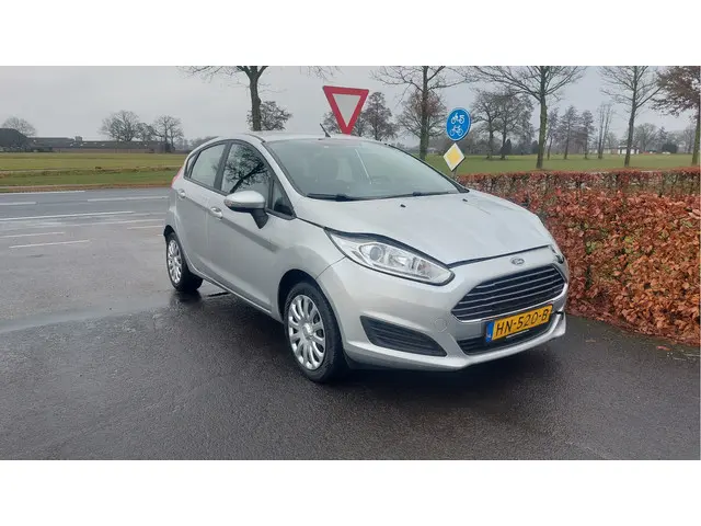Ford Fiesta 1.0 Style 2015 Benzine 4