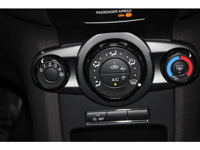 Ford Fiesta 1.0 Style 2015 Benzine 12