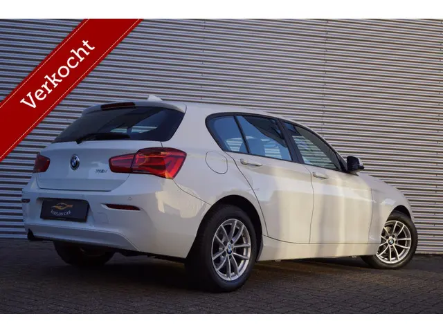 BMW 1 Serie 118i 2016 Benzine 4