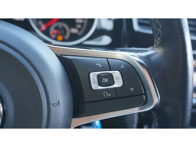 Volkswagen Golf 1.4 TSI 122pk 2x R-line 2014 Benzine 22
