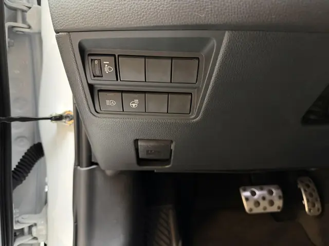 Toyota Yaris Hybrid 130 GR Sport 2026 Hybride Benzine 35