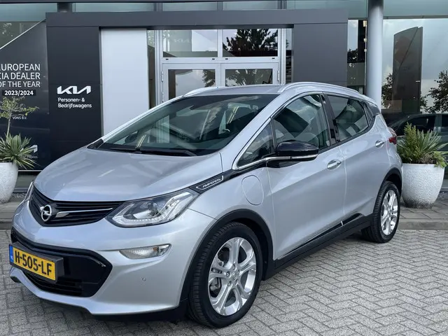 Opel Ampera-e