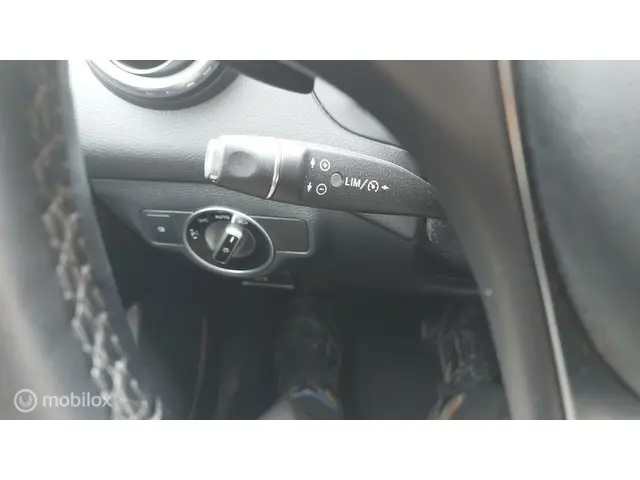 Mercedes-Benz GLA 180 Ambition 2017 Benzine 21