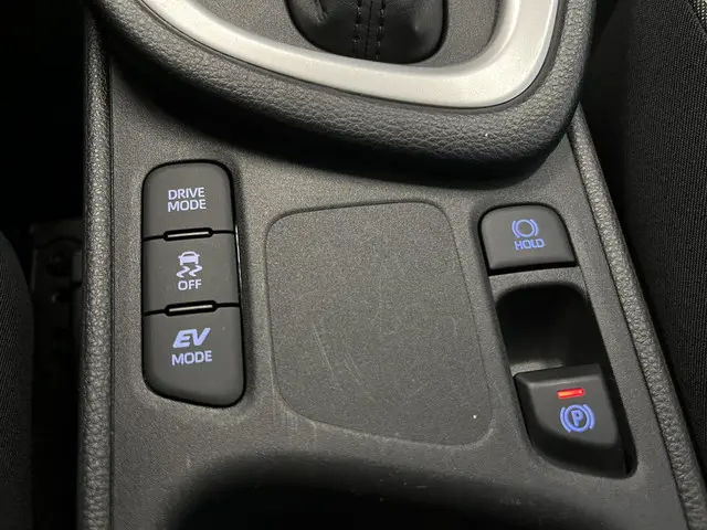 Toyota Yaris 1.5 Hybrid 115 Active 2021 Hybride Benzine 33