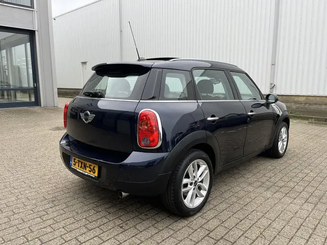 MINI Countryman 1.6 One Knockout Edition 2014 Benzine 59