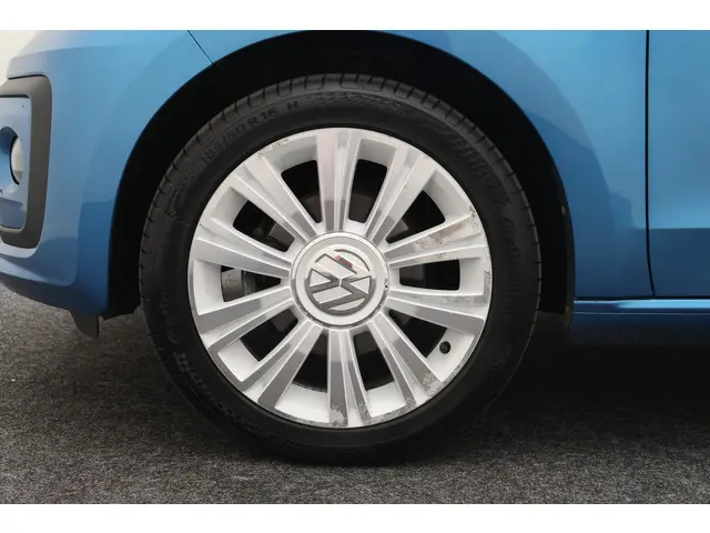 Volkswagen up! 1.0 BMT high up! 2019 Benzine 23