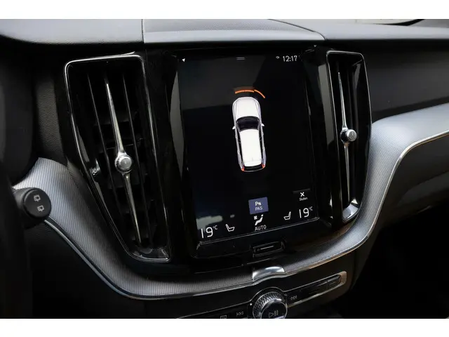 Volvo XC60 2.0 T5 Inscription Panorama|Leder| 2018 Benzine 20