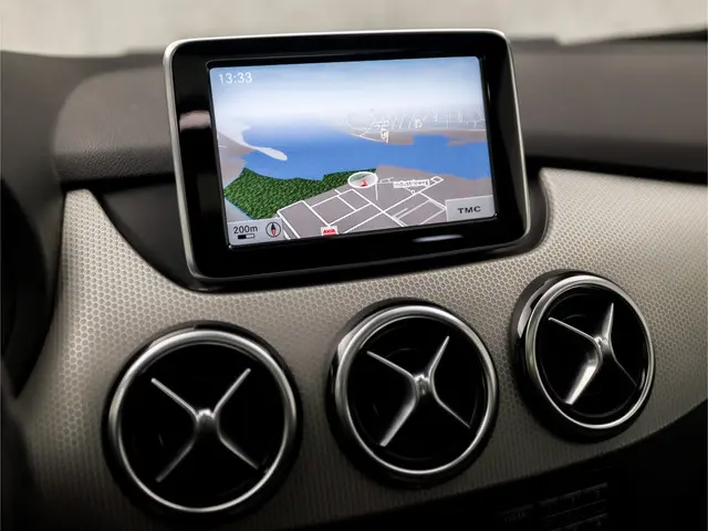 Mercedes-Benz B-Klasse 200 AMG Sport 2013 Benzine 9