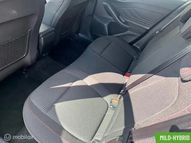 Ford Focus 1.0 EcoBoost st-line be 2020 Benzine 13