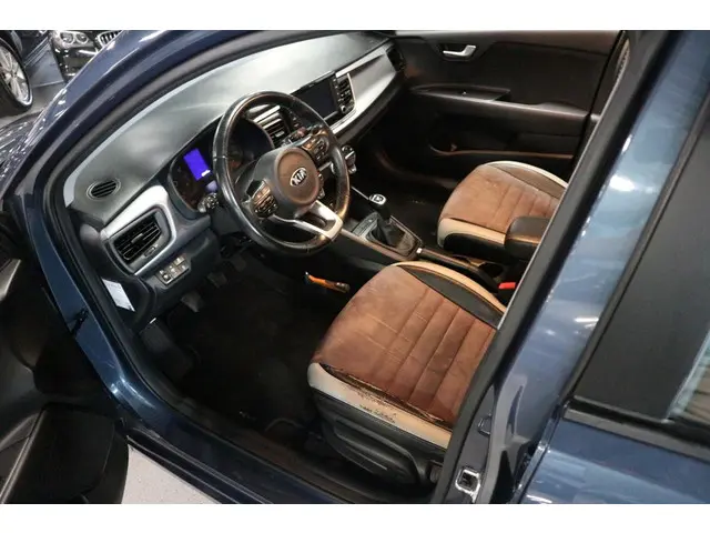 Kia Rio 1.0 TGDI Design Edition / NAVI / CAMERA ! ! ! 2018 Benzine 6