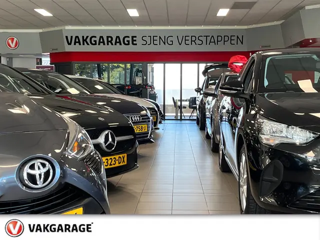 Volkswagen up! 1.0 airco Bovag rijklaarprijs ! 2021 Benzine 14