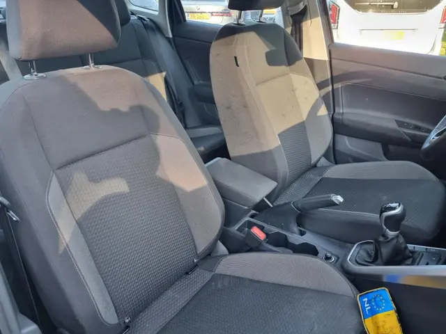 Volkswagen Taigo 1.0 TSI Life 2022 Benzine 11