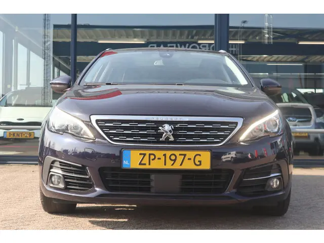 Peugeot 308 SW 1.2 PureTech Tech Edition 2019 Benzine 11