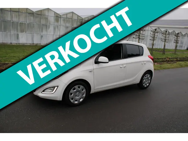 Hyundai i20 1.2i i-Motion 5 Drs met Airco 2013 Benzine