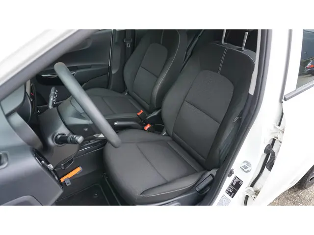 Kia Picanto 1.0 CVVT 66pk 5Drs ComfortLine 2017 Benzine 8