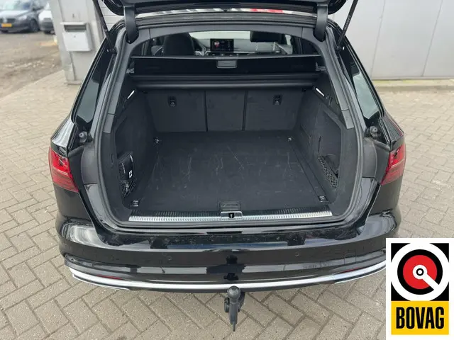 Audi A4 Avant 40 TFSI S edition 2024 Benzine 9