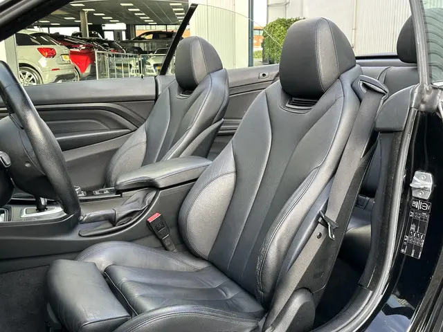 BMW 4 Serie Cabrio 428i High Executive 2014 Benzine 6