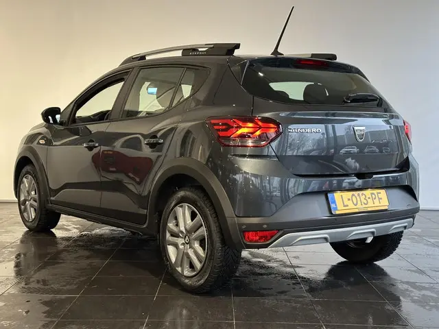 Dacia Sandero Stepway 1.0 TCe 90 Comfort 2021 Benzine 6