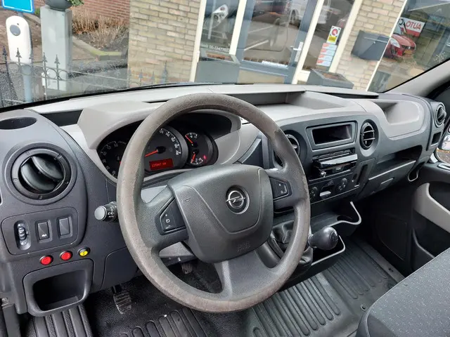 Opel Movano 3