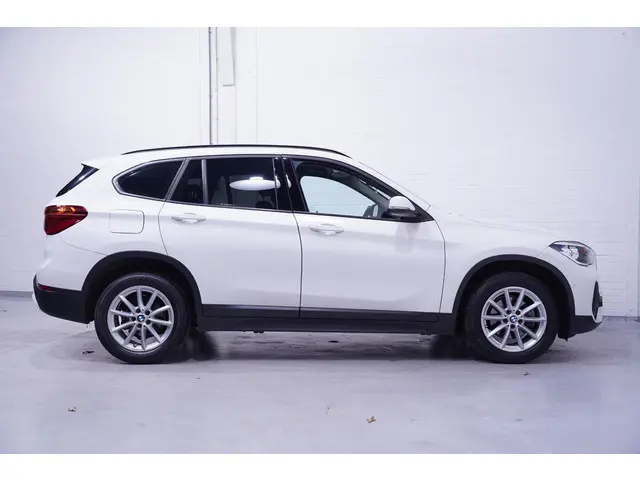 BMW X1 sDrive18i Edition 2019 Benzine 6